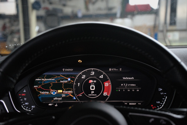 Virtual Cockpit Sportlayout (S/RS Stil) Aktivieren